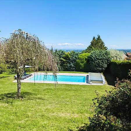 Avec Piscine Et Vue Panoramique Limas